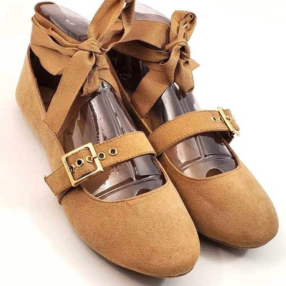 NEW Bamboo Women's Flats Chantel Tan Suede with Ankle Tie Foot Buckle - Picture 15 of 15